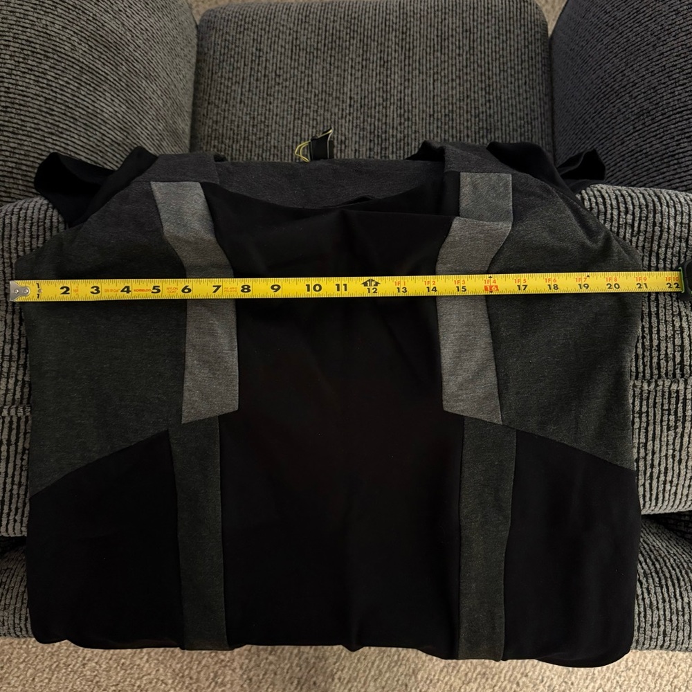 Colorblock Sheath Dress - Picture 10 of 10